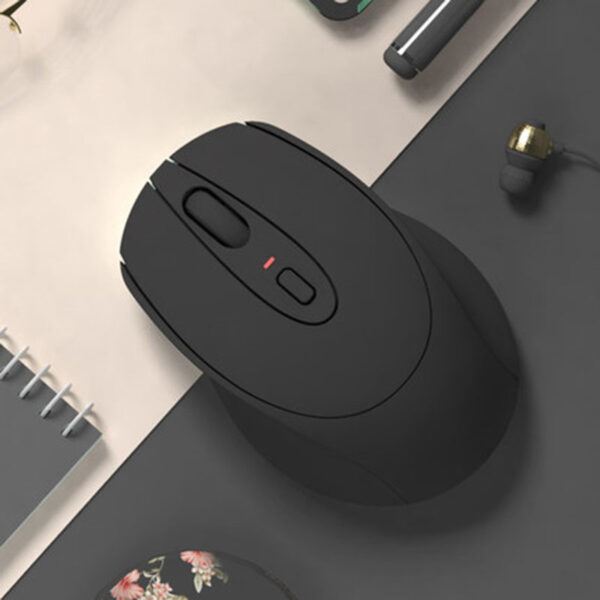 black wireless mouse